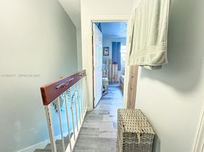 2216 W 53rd Pl 2216, Hialeah FL 33016