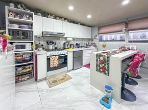 2216 W 53rd Pl 2216, Hialeah FL 33016