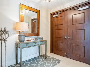 3737 Collins Ave S403, Miami Beach FL 33140