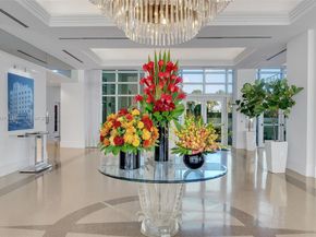 3737 Collins Ave S403, Miami Beach FL 33140