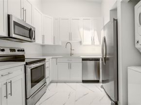 9804 NW 37th St 3E, Sunrise FL 33351