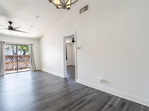 9804 NW 37th St 3E, Sunrise FL 33351