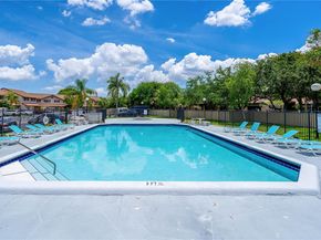 9804 NW 37th St 3E, Sunrise FL 33351