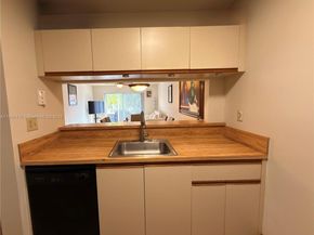 11266 SW 12th St 201, Pembroke Pines FL 33025