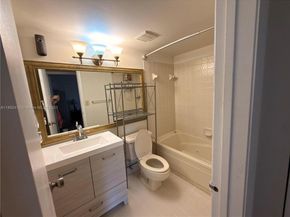 11266 SW 12th St 201, Pembroke Pines FL 33025