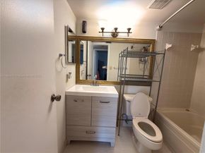 11266 SW 12th St 201, Pembroke Pines FL 33025