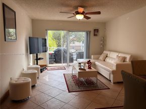 11266 SW 12th St 201, Pembroke Pines FL 33025