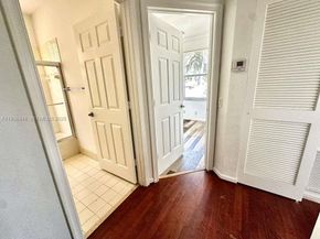 1831 Mariners Ln, Weston FL 33327