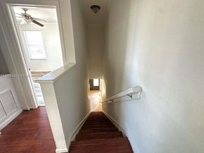 1831 Mariners Ln, Weston FL 33327