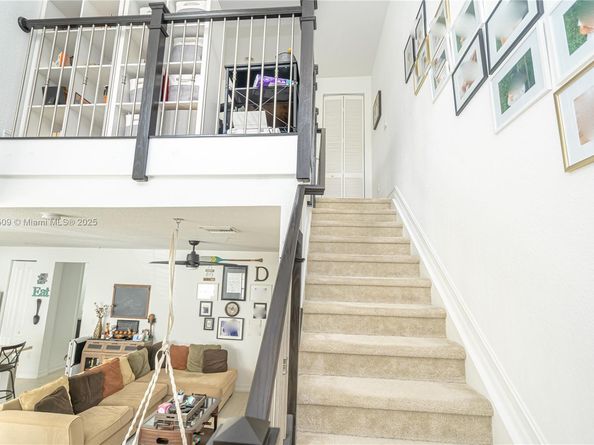 11660 SW 13th Ct, Pembroke Pines FL 33025