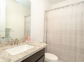 11660 SW 13th Ct, Pembroke Pines FL 33025