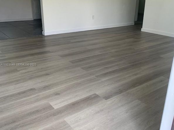 171 NW 70th St, Miami FL 33150