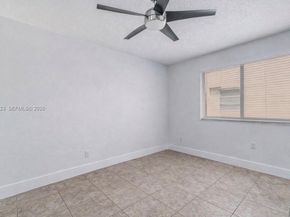 901 NW 22nd Pl, Miami FL 33125