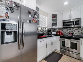 901 NW 22nd Pl, Miami FL 33125