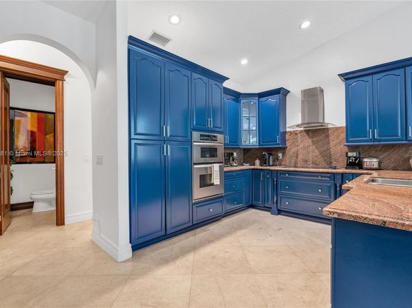 13431 Old Sheridan St, Southwest Ranches FL 33330