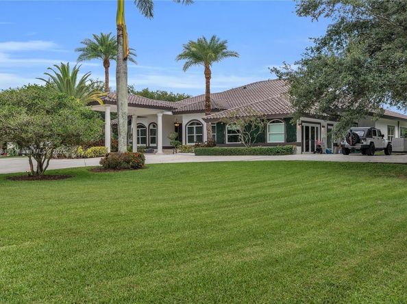 13431 Old Sheridan St, Southwest Ranches FL 33330