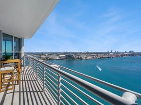 335 S Biscayne Blvd 3012, Miami FL 33131