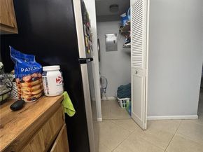 718 Sunny Pine Way D1, Green Acres FL 33415