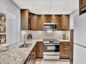 300 Golden Isles Dr 204, Hallandale Beach FL 33009