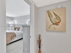 300 Golden Isles Dr 204, Hallandale Beach FL 33009