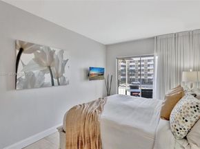 300 Golden Isles Dr 204, Hallandale Beach FL 33009