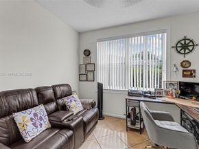 627 Willow Bend Rd, Weston FL 33327