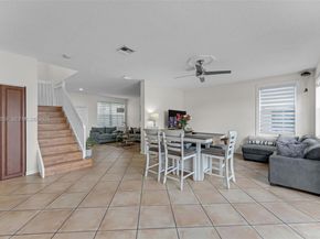 627 Willow Bend Rd, Weston FL 33327