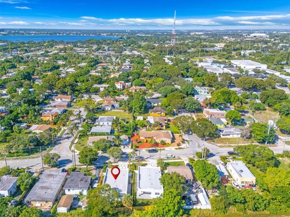 4010 Greenwood Ave, West Palm Beach FL 33407