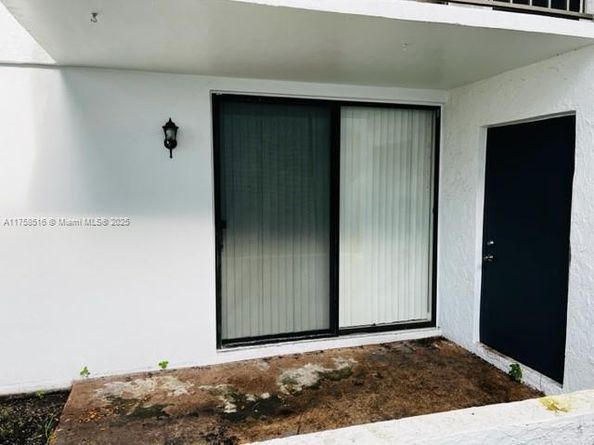 4001 N University Dr 103, Sunrise FL 33351