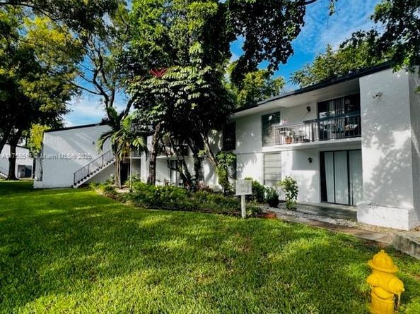 4001 N University Dr 103, Sunrise FL 33351
