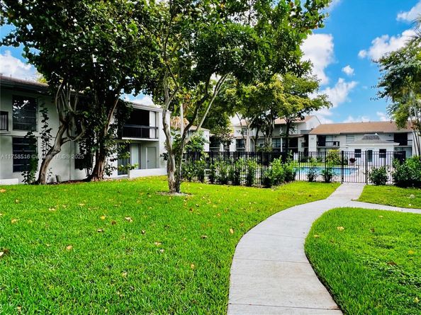 4001 N University Dr 103, Sunrise FL 33351