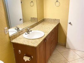 4001 N University Dr 103, Sunrise FL 33351