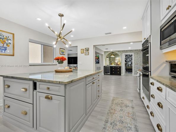 4100 NE 16th Ter, Oakland Park FL 33334