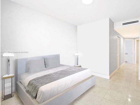 701 Brickell Key Blvd 910, Miami FL 33131