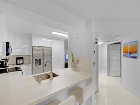 15499 N Miami Lakeway N 208, Miami Lakes FL 33014