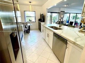 3850 Washington St 317, Hollywood FL 33021