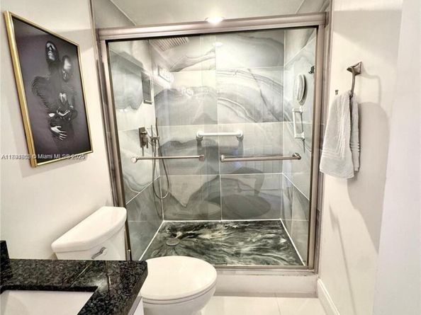3850 Washington St 317, Hollywood FL 33021