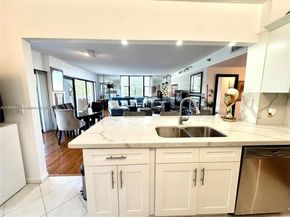 3850 Washington St 317, Hollywood FL 33021