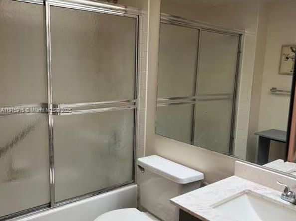 13001 SW 11th Ct 303A, Pembroke Pines FL 33027