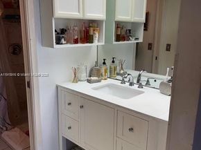 13001 SW 11th Ct 303A, Pembroke Pines FL 33027