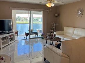 13001 SW 11th Ct 303A, Pembroke Pines FL 33027