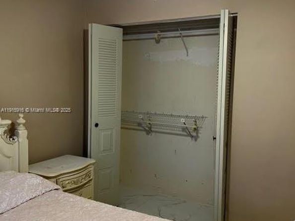 13001 SW 11th Ct 303A, Pembroke Pines FL 33027