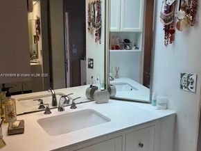 13001 SW 11th Ct 303A, Pembroke Pines FL 33027