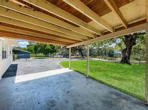 6442 Oak St, Hollywood FL 33024