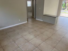 6442 Oak St, Hollywood FL 33024