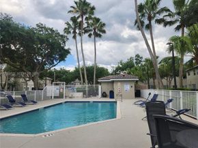 13206 NW 7th Pl, Plantation FL 33325