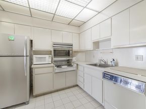 1980 S Ocean Dr 21E, Hallandale Beach FL 33009