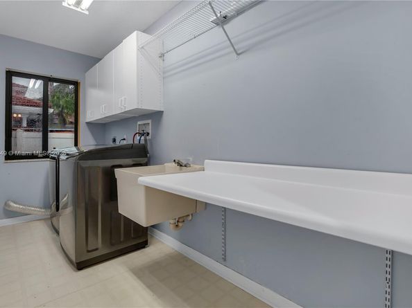 400 NW 202nd Way, Pembroke Pines FL 33029