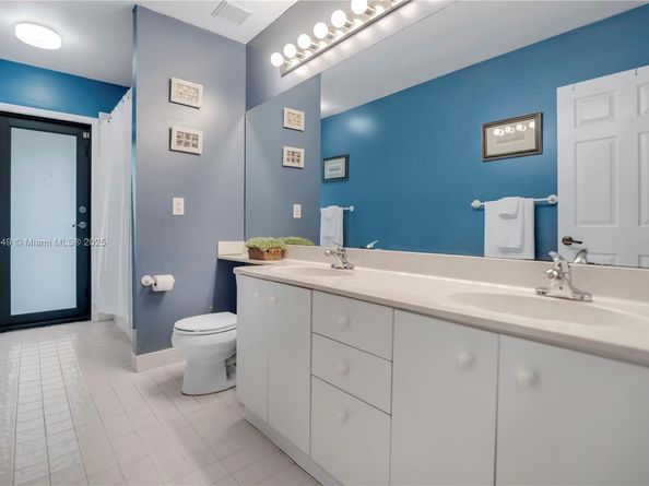 400 NW 202nd Way, Pembroke Pines FL 33029