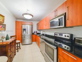 3000 S Ocean Dr 514, Hollywood FL 33019